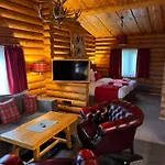 Kare Luxury Resort *
