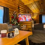 Kare Luxury Resort *