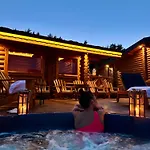 Resort Kare Luxury