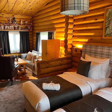 Kare Luxury Resort *