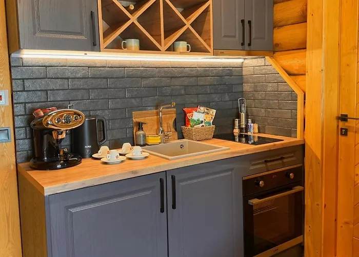 Kare Luxury Tsigov Chark