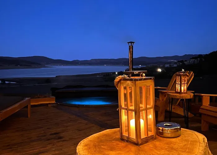 Semesteranläggning (resort) Kare Luxury