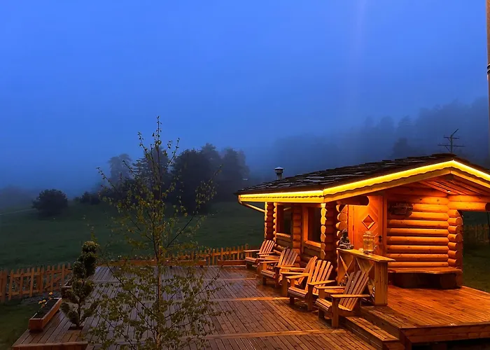 Kare Luxury Tsigov Chark